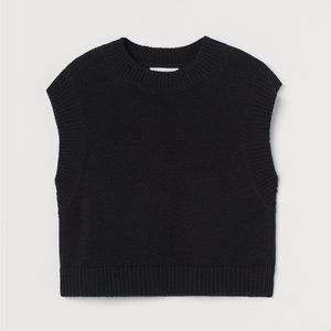 Black HM knit vest size S